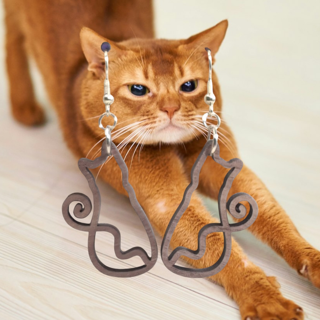 Cat outline dangle earrings (1)