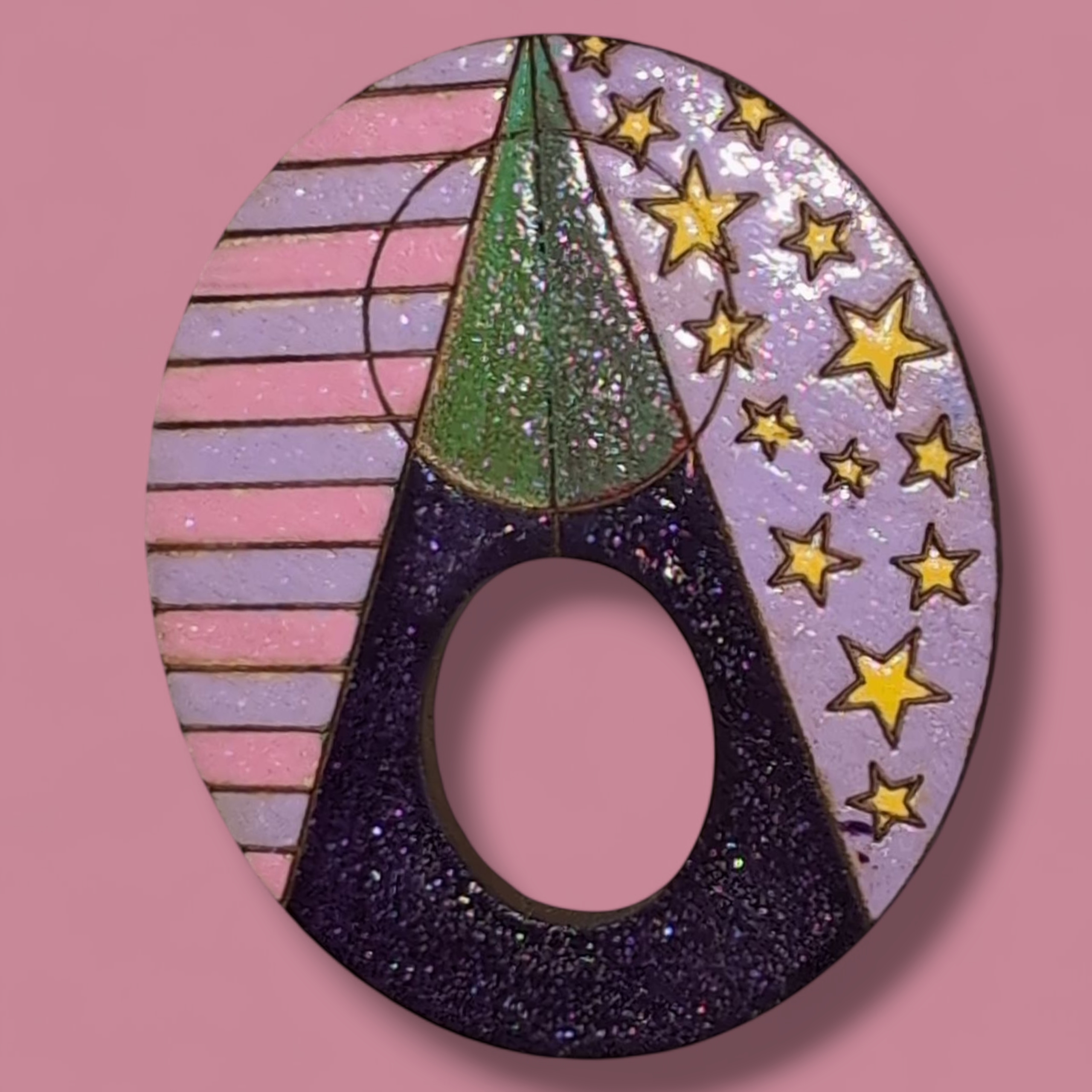 Glasses holder (10)